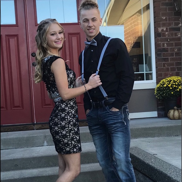 Homecoming semi formal dress - Picture 4 of 4